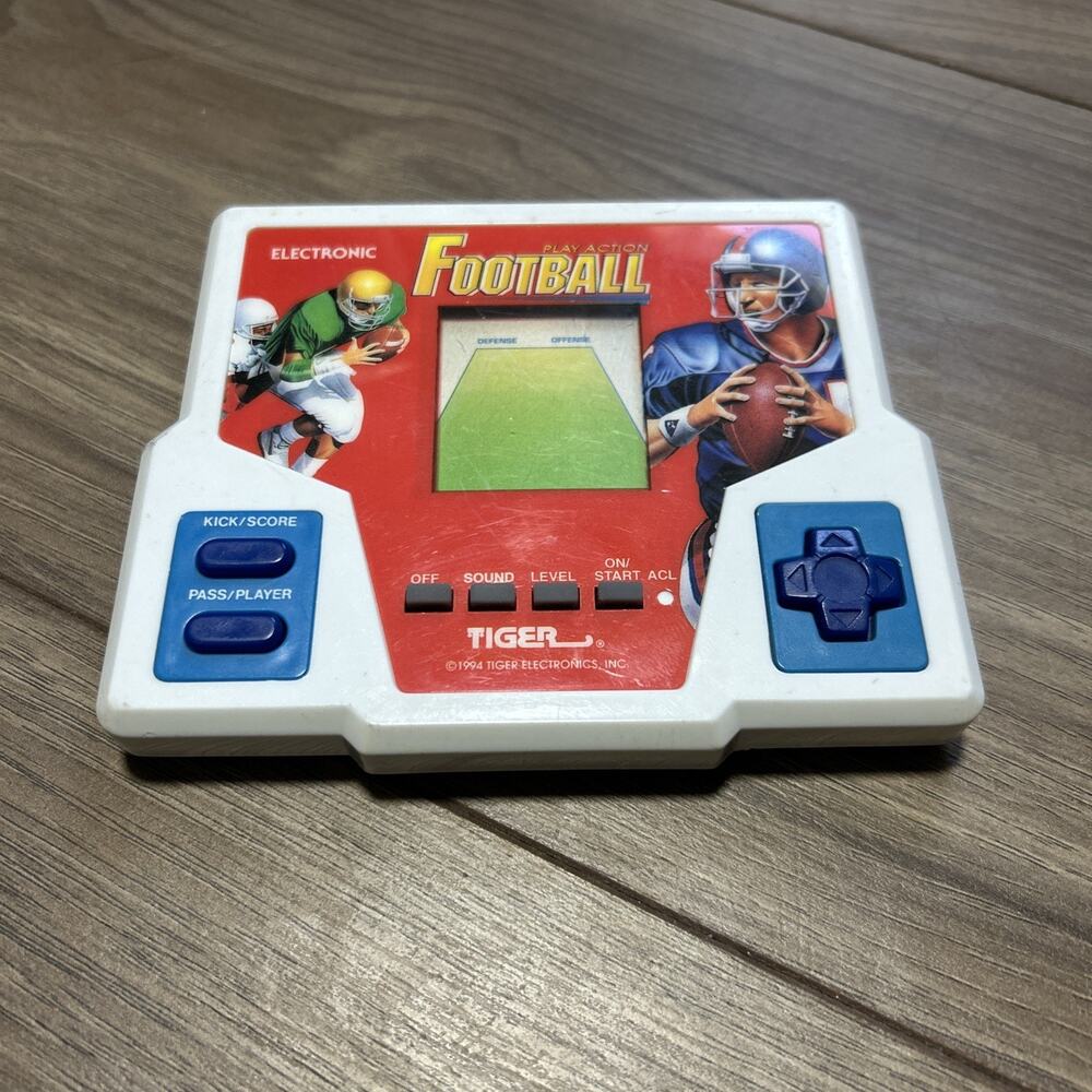 Vintage 1994 Tiger Play Action Electronic Football Handheld Game TESTED WORKING